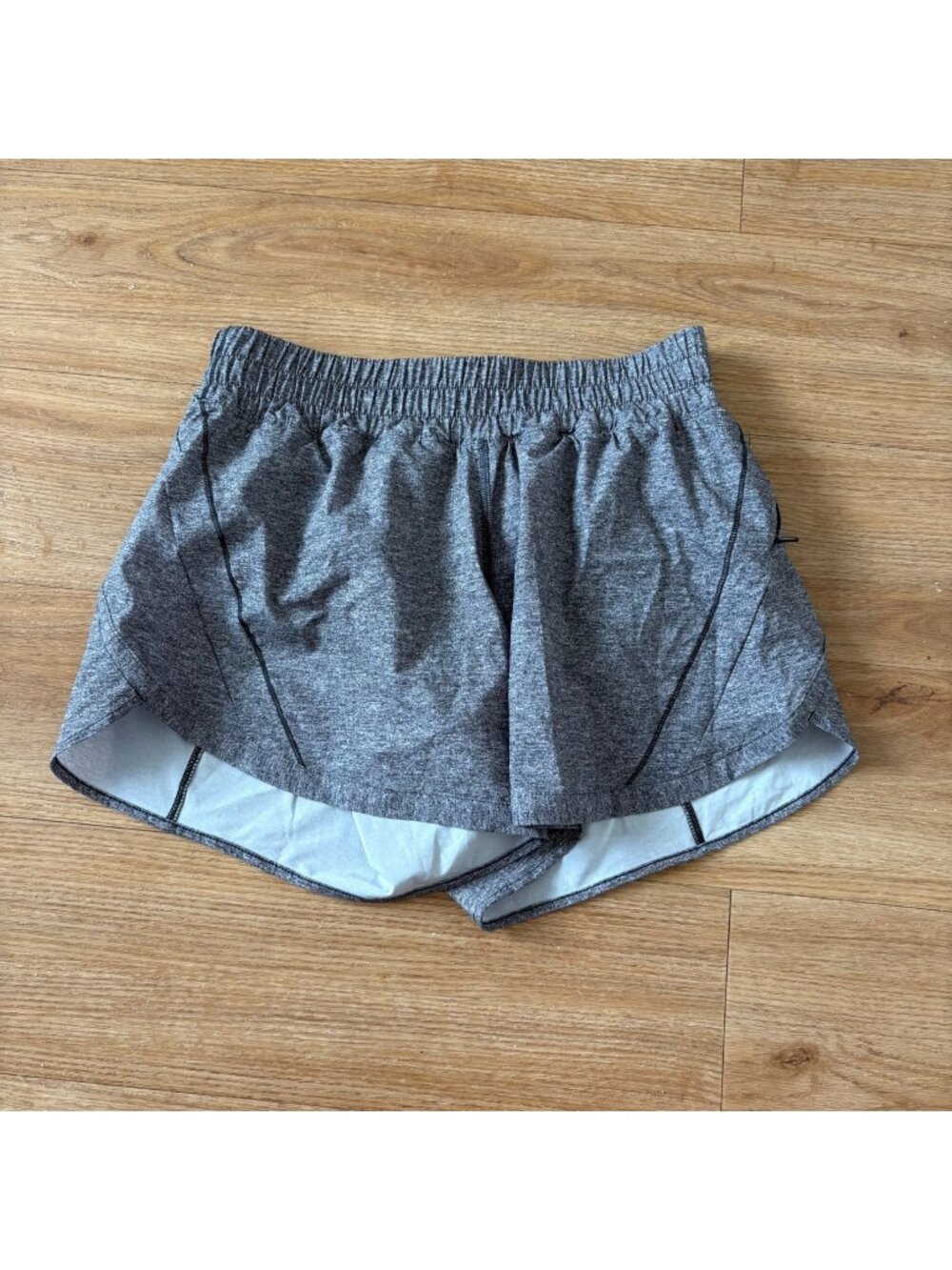 Lululemon Athletic Track That Short 5” Lined Heather Lux Black Women’s Size 8